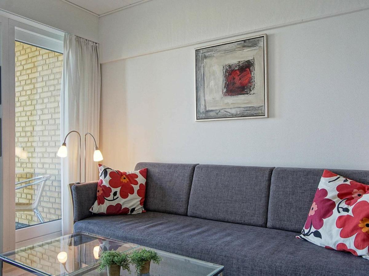 4 Person Holiday Home In Allinge Bagian luar foto